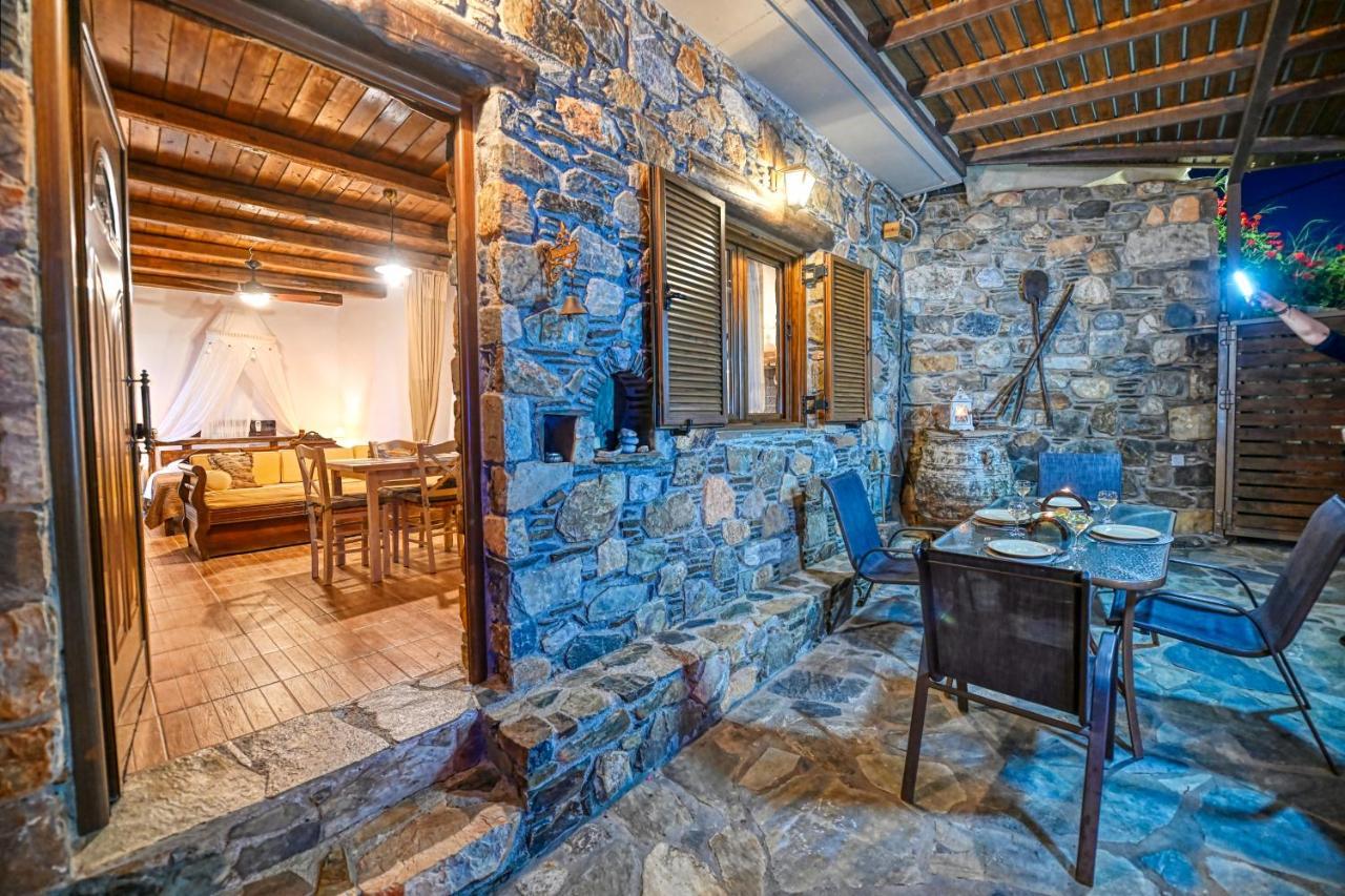 "Pefkopetro" Traditional House Keramotí Dış mekan fotoğraf