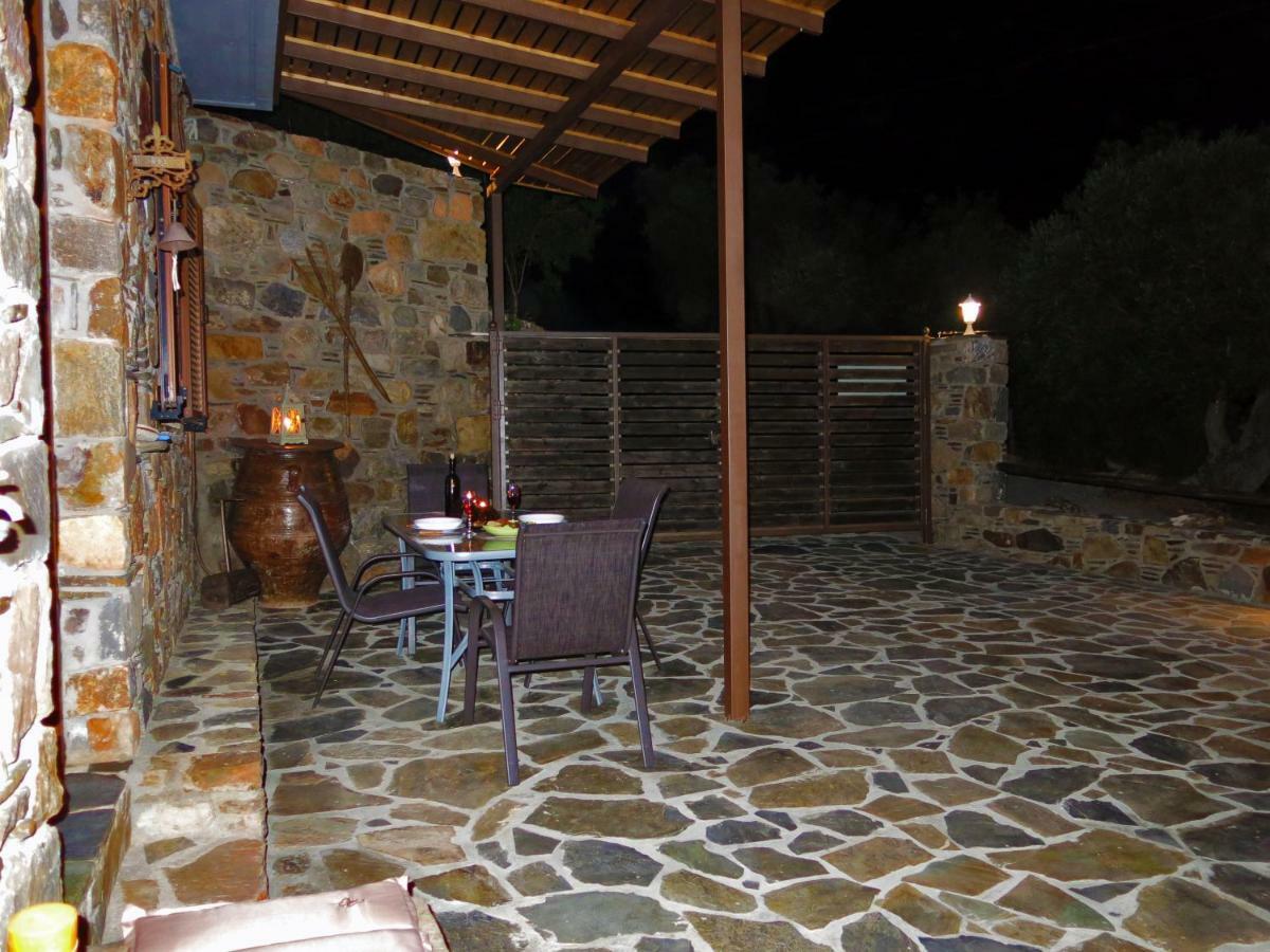 "Pefkopetro" Traditional House Keramotí Dış mekan fotoğraf